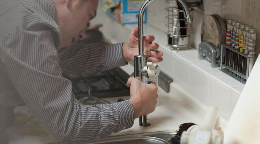 Professional expert plumbing services in Lorain, OH